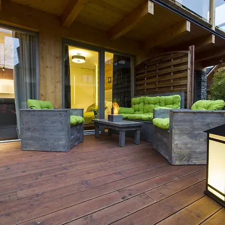 Mala Laka アパート *