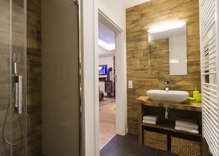 Mala Laka דירה *